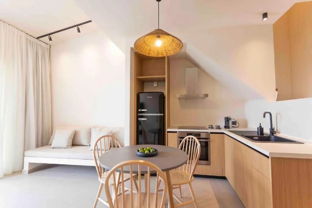 Pnoes Luxury Suites Paliouri